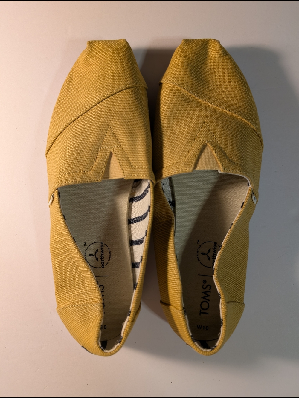 TOMS Earthwise Classic Alpargata Slip-On Shoes Mustard Yellow Gold Women’s Size
